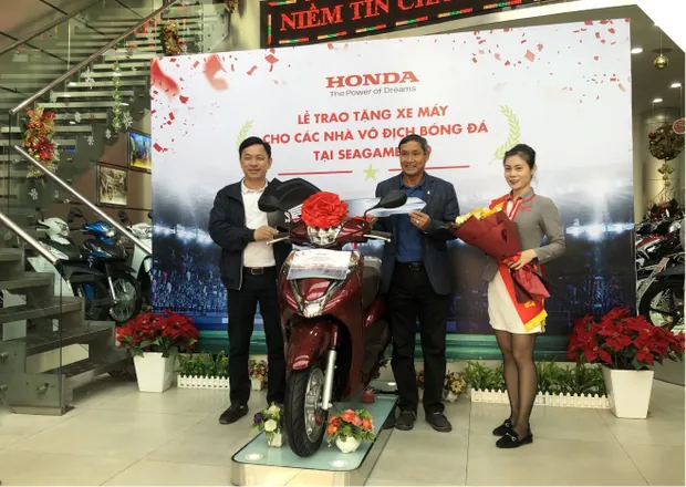 Khách hàng nhận xe tại TC Credit 3